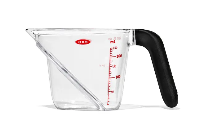 OXO abgewinkelter Messbecher, verschiedene Größen