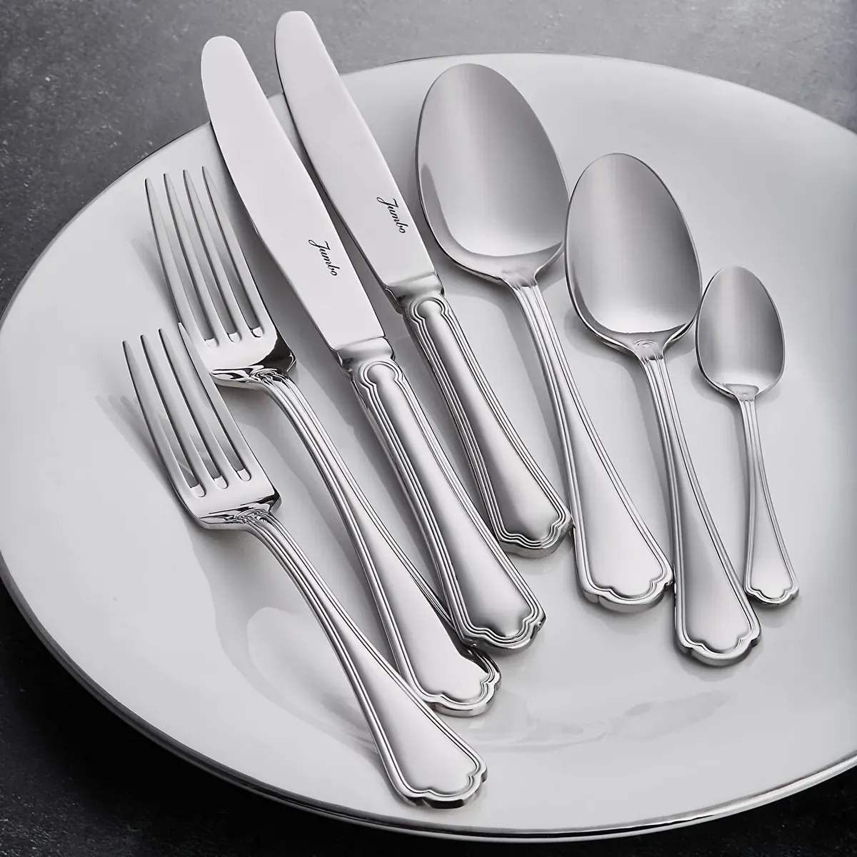 Jumbo 1400 84-teiliges Besteckset für 12 Personen