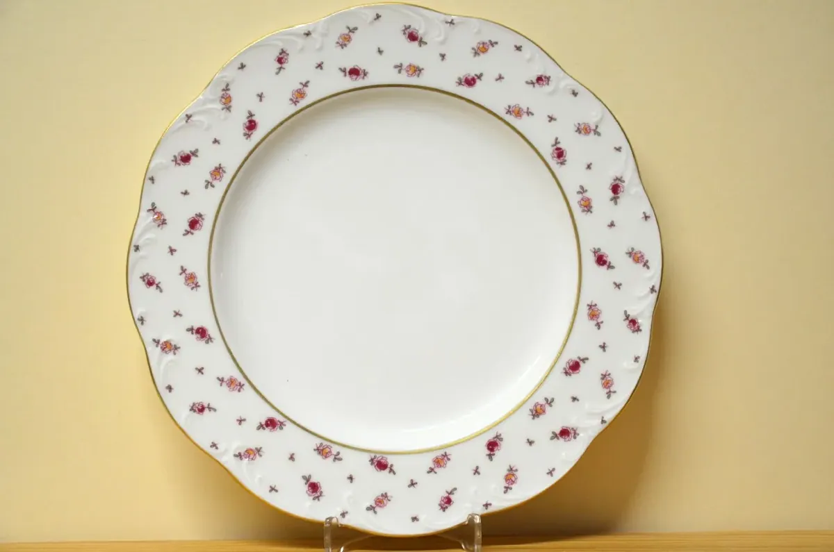 Rosenthal Monbijou Blütenteppich Frühstücksteller NEU