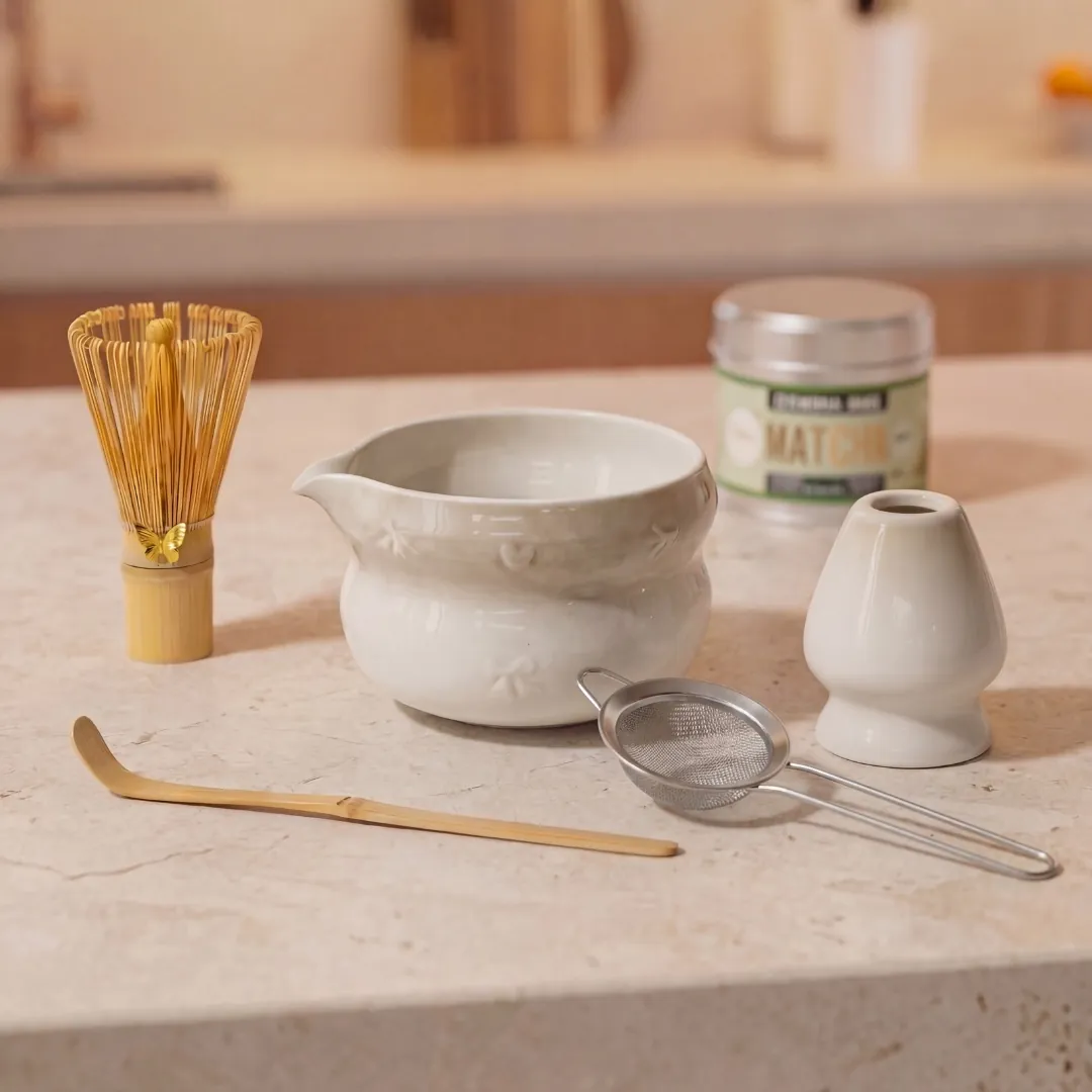 Kikis Matcha Set beige - Chasen, Sieb, Schale, Halter & Löffel