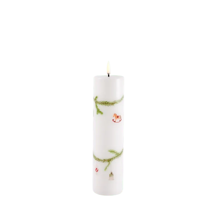 Christmas Pillar Candle W5,8 x H22 cm